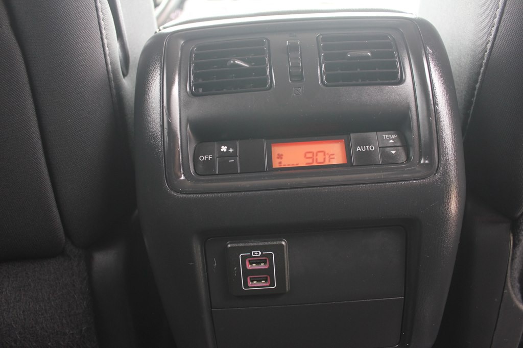 2018 Nissan Pathfinder Image 38