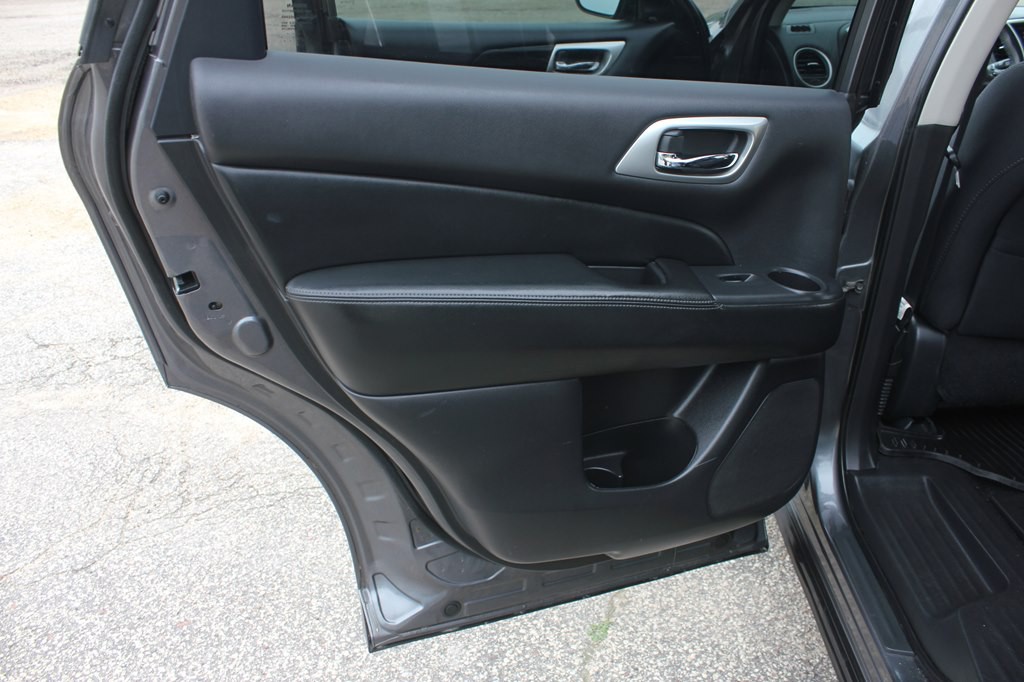 2018 Nissan Pathfinder Image 40