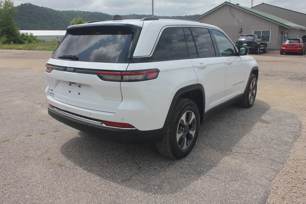 2022 Jeep Grand Cherokee Image 5