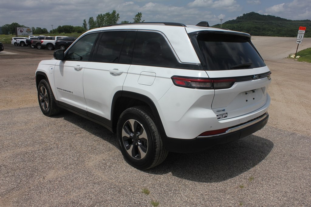 2022 Jeep Grand Cherokee Image 7