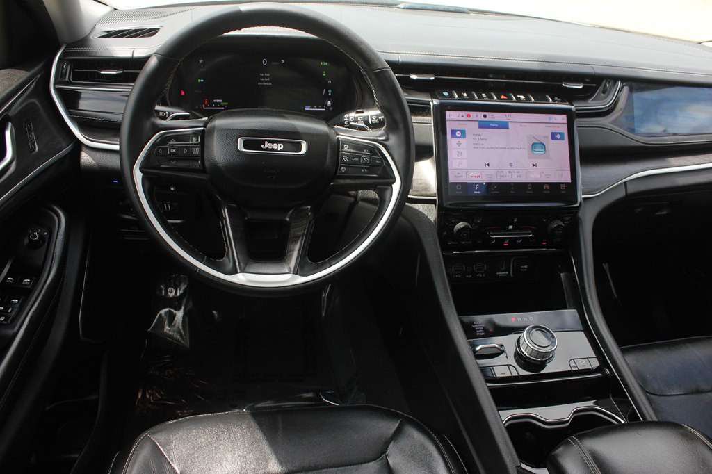 2022 Jeep Grand Cherokee Image 9