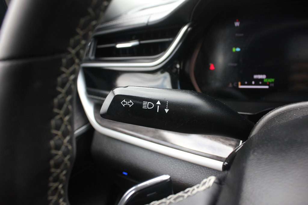 2022 Jeep Grand Cherokee Image 14
