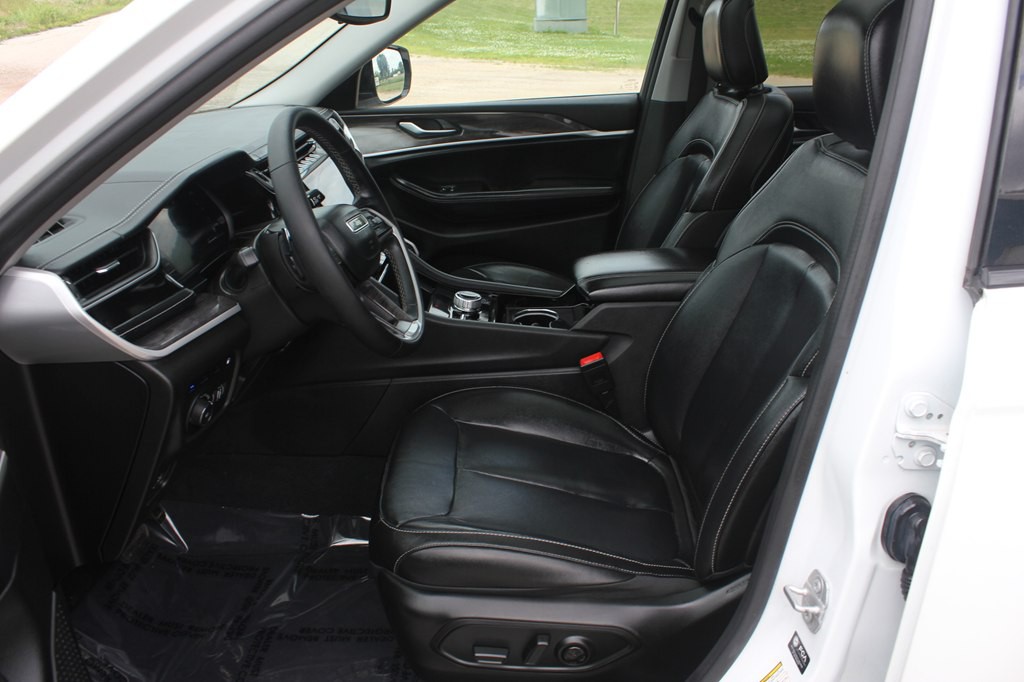 2022 Jeep Grand Cherokee Image 29