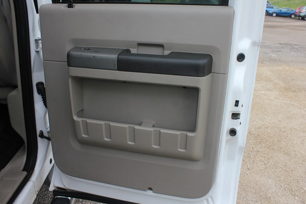 2008 Ford F-350 Image 30