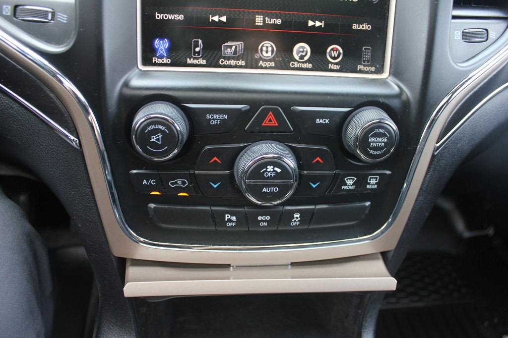 2015 Jeep Grand Cherokee Image 17