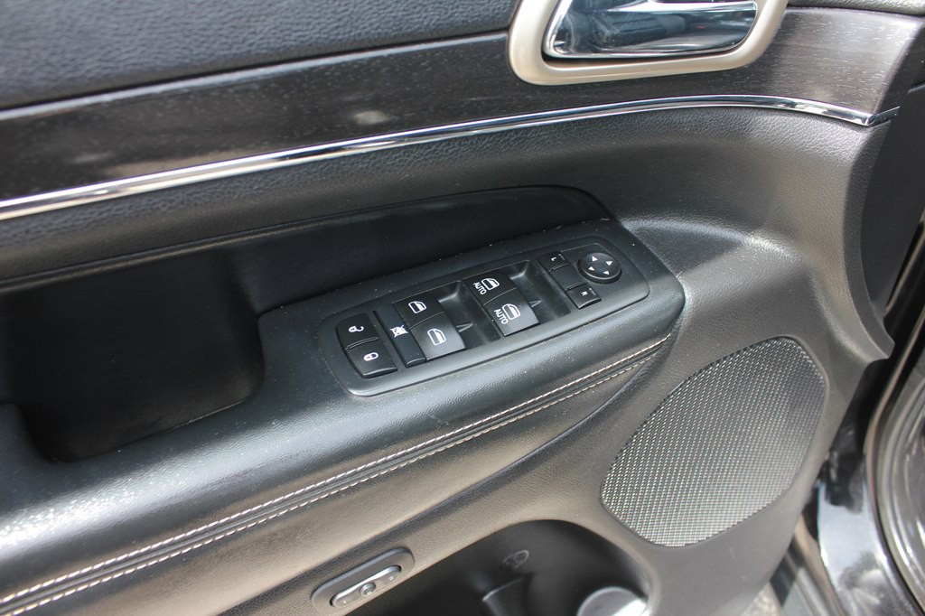 2015 Jeep Grand Cherokee Image 26