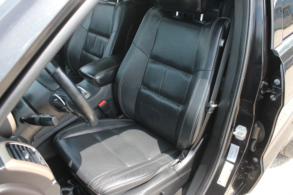 2015 Jeep Grand Cherokee Image 28