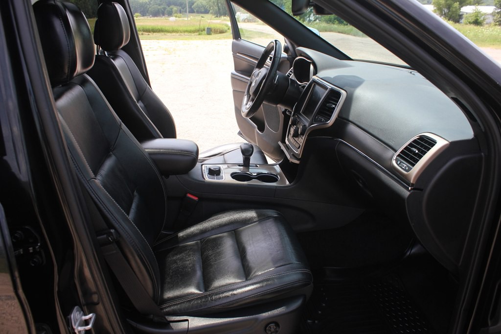 2015 Jeep Grand Cherokee Image 30