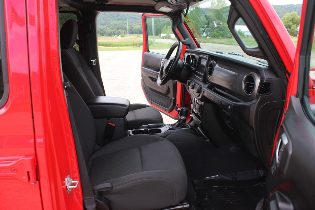2023 Jeep Wrangler Image 29