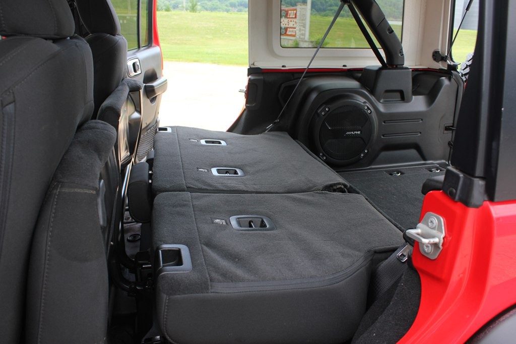 2023 Jeep Wrangler Image 36