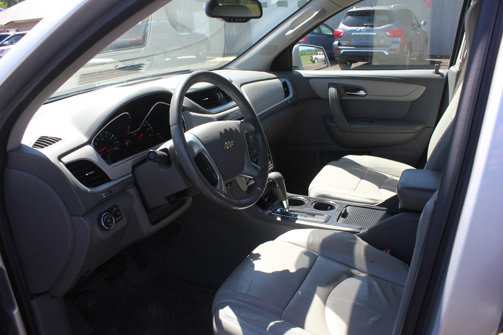 2015 Chevrolet Traverse Image 5