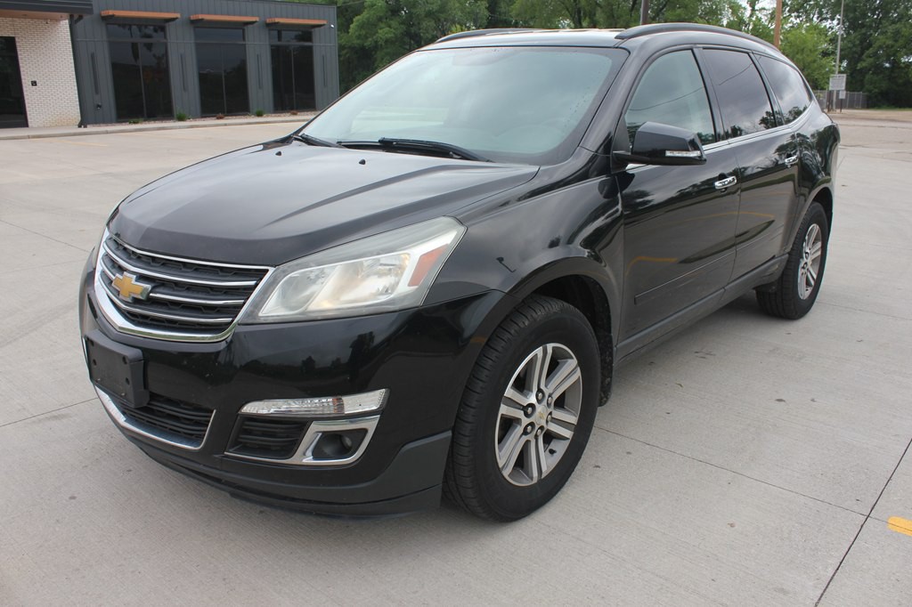 2017 Chevrolet Traverse Image 1