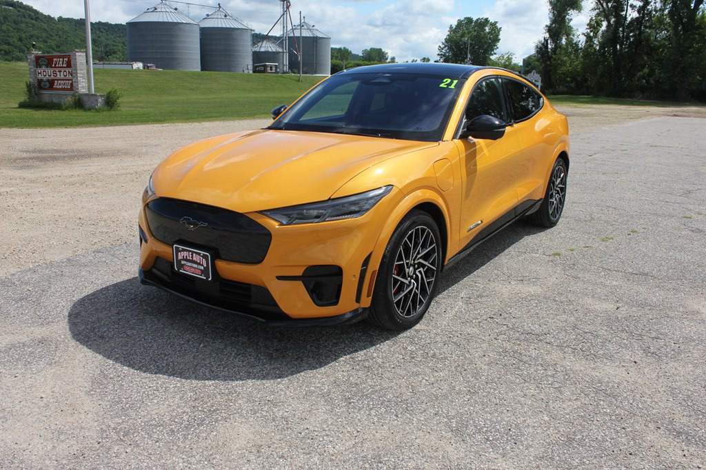 2021 Ford Mustang Image 1