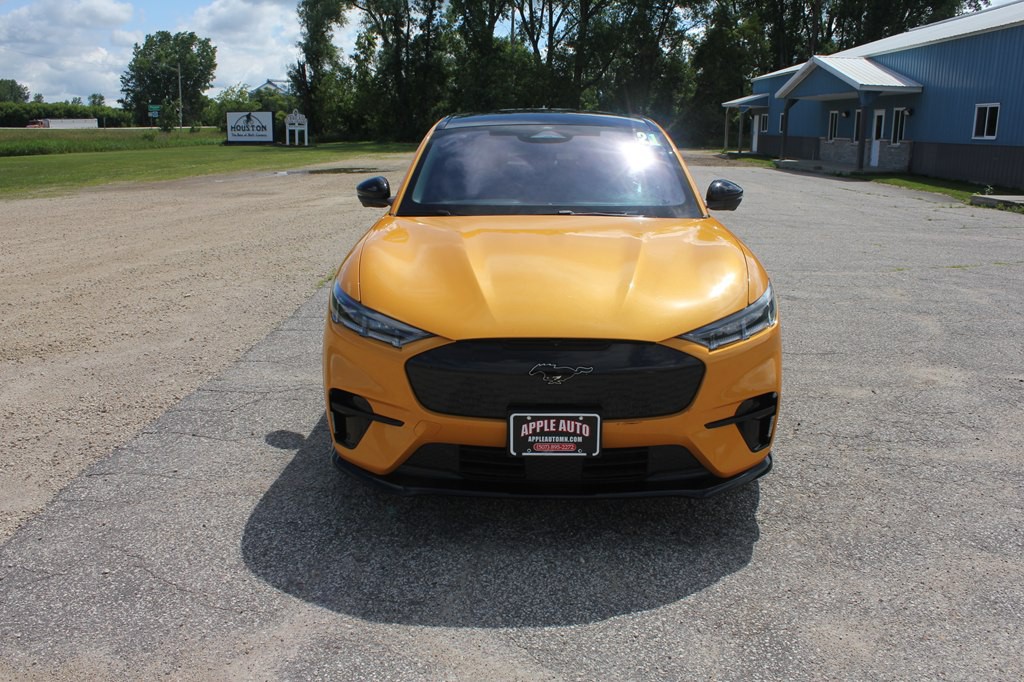 2021 Ford Mustang Image 2