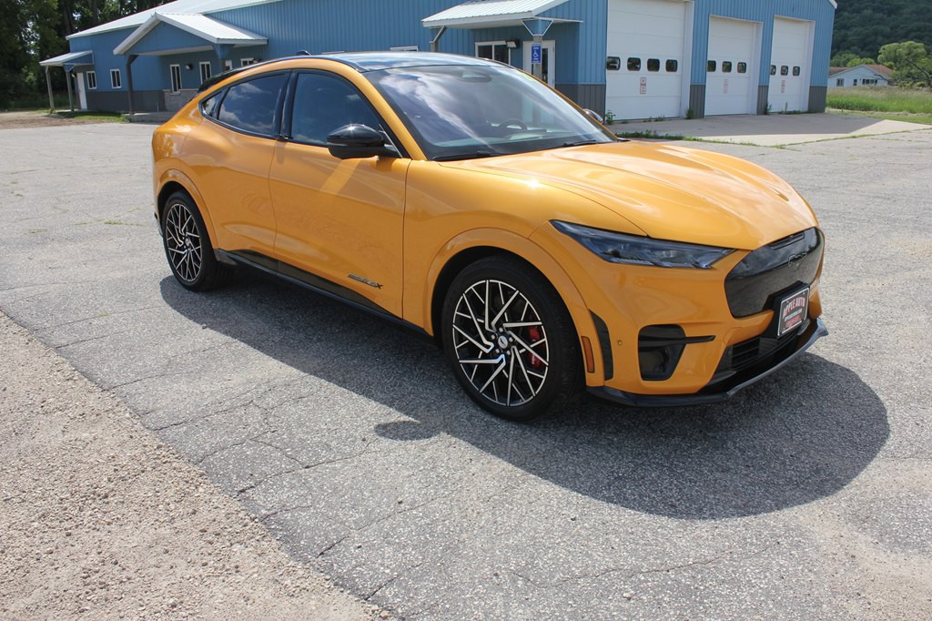 2021 Ford Mustang Image 3