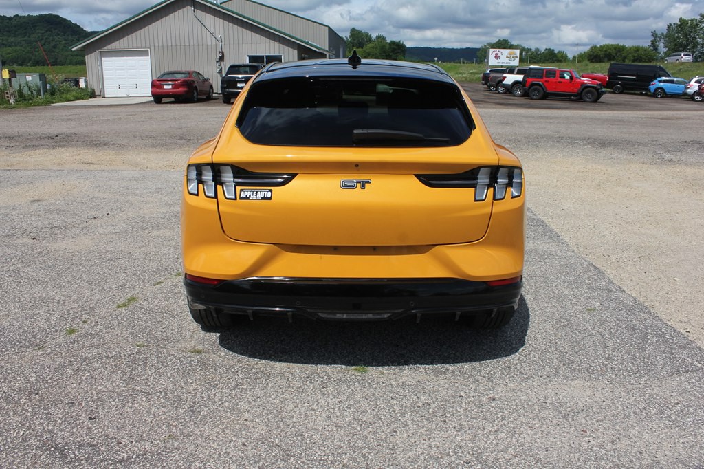 2021 Ford Mustang Image 6