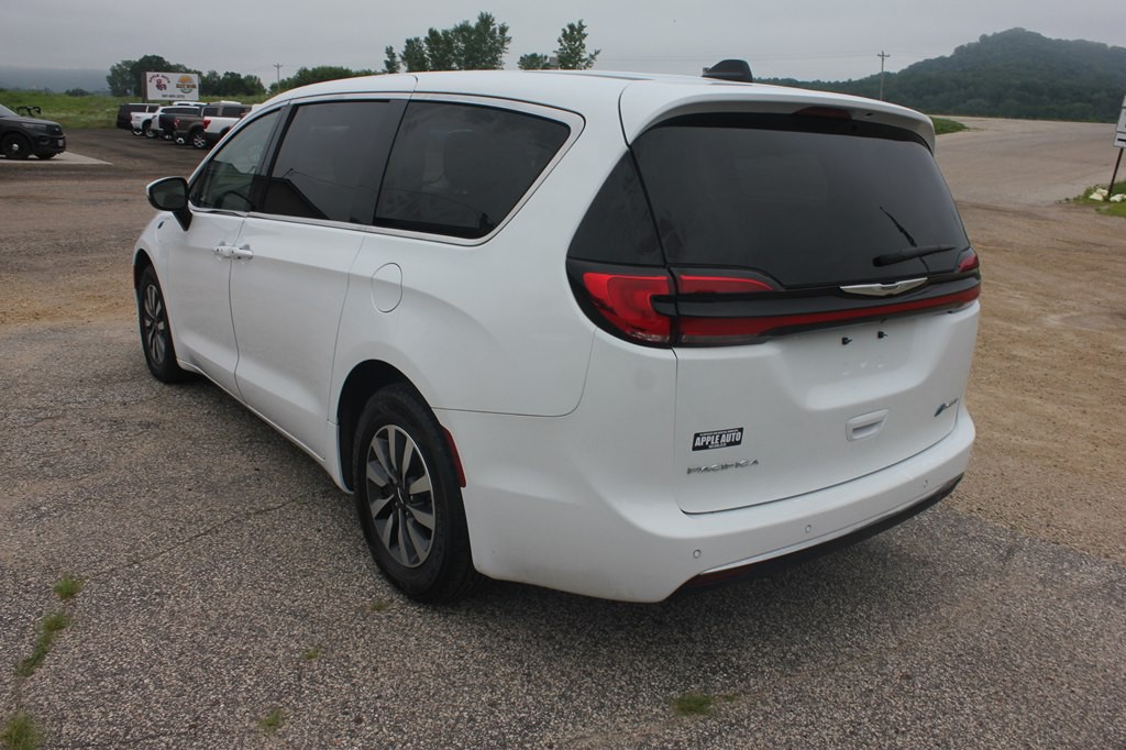 2023 Chrysler Pacifica Image 7