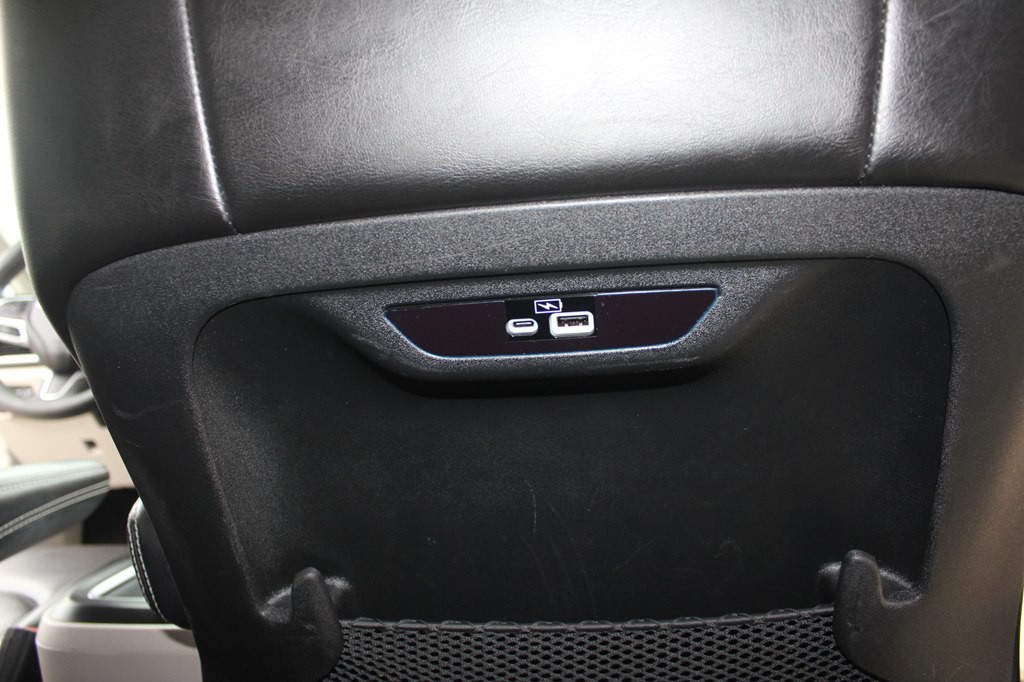 2023 Chrysler Pacifica Image 34