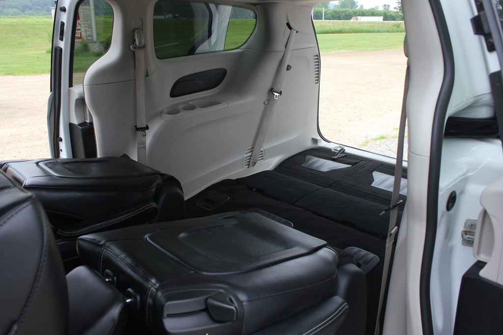 2023 Chrysler Pacifica Image 39