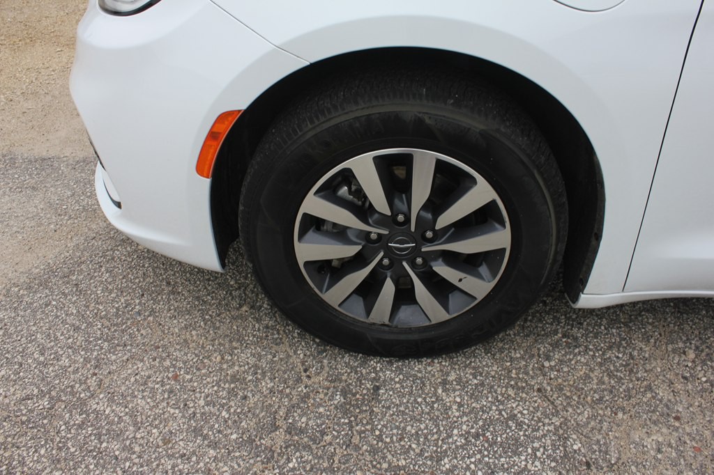 2023 Chrysler Pacifica Image 57