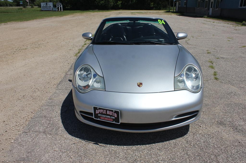 2004 Porsche 911 Image 10