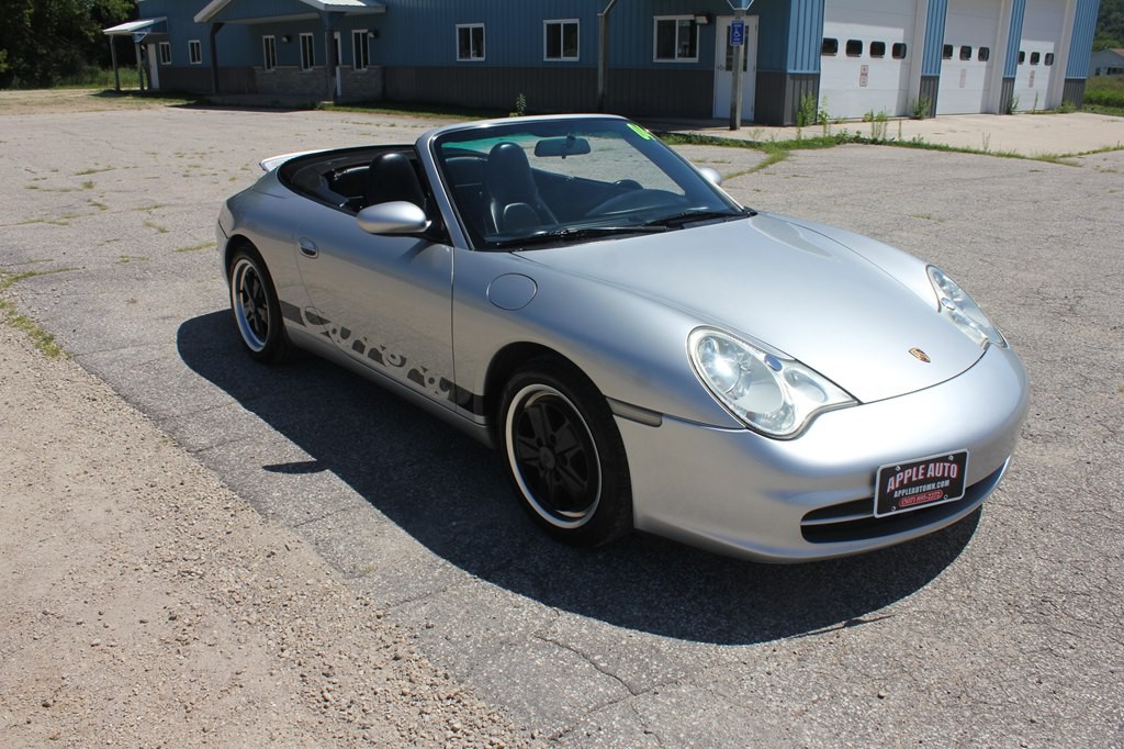 2004 Porsche 911 Image 11