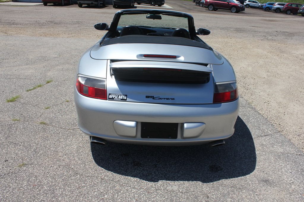 2004 Porsche 911 Image 14