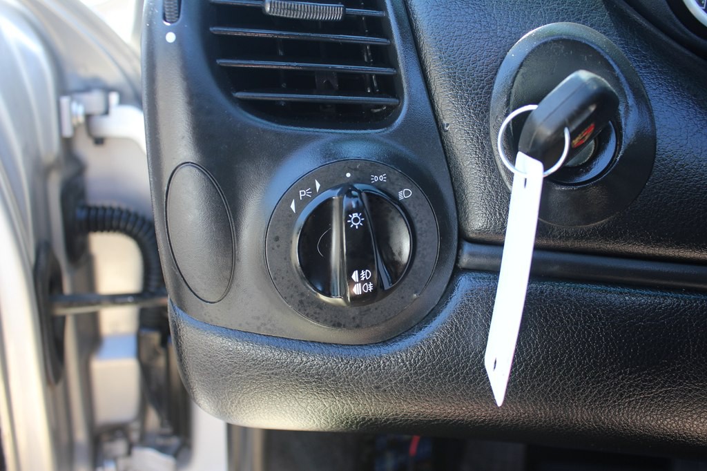 2004 Porsche 911 Image 24