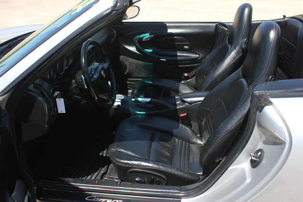 2004 Porsche 911 Image 35