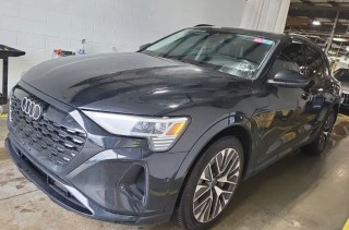 Image for 2024 Audi Q8 E-tron quattro Premium Plus ID: 7500934