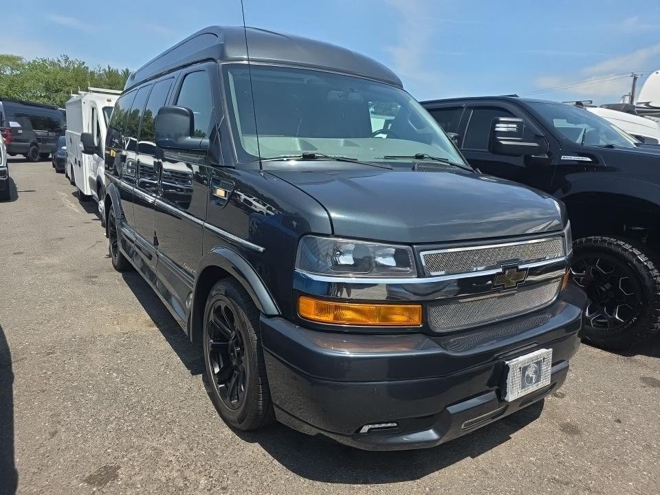 2020 Chevrolet Express Image 2