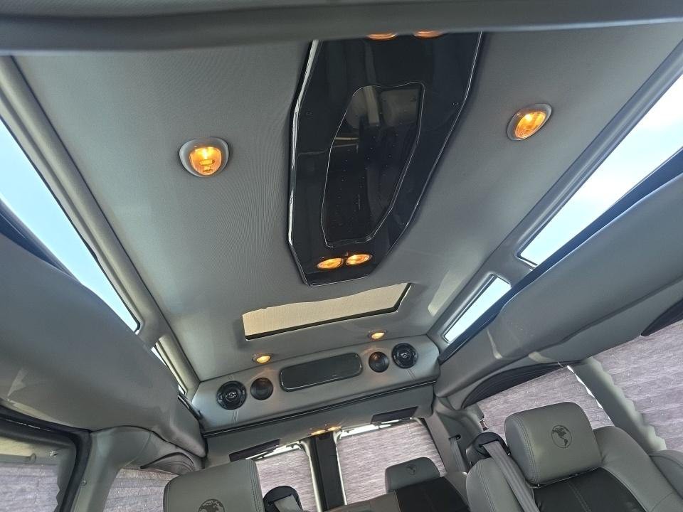 2020 Chevrolet Express Image 11