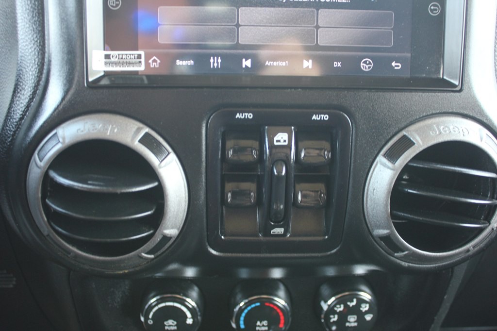2016 Jeep Wrangler Unlimited Image 18
