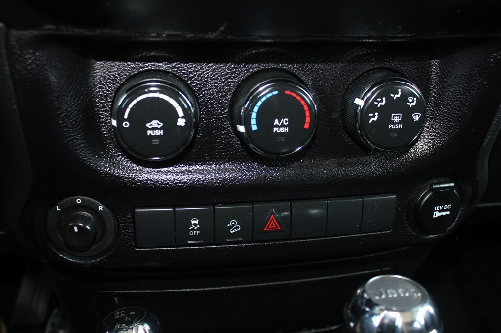 2016 Jeep Wrangler Unlimited Image 19