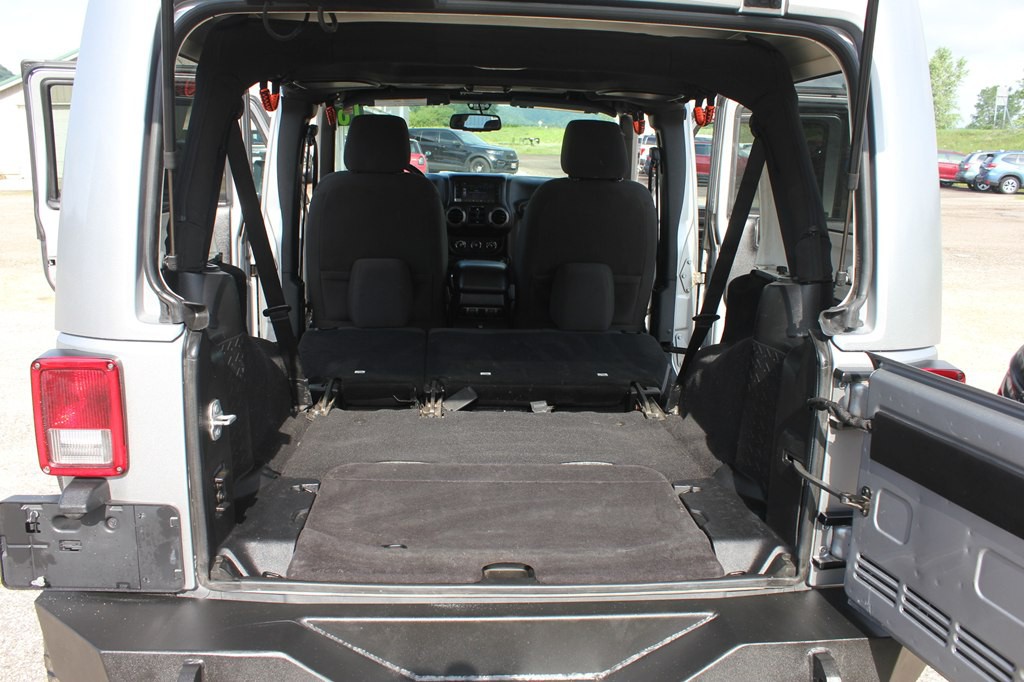 2016 Jeep Wrangler Unlimited Image 39