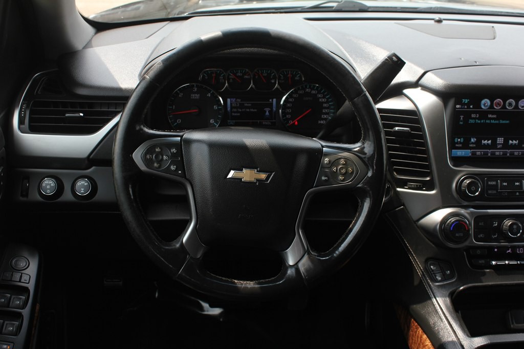 2017 Chevrolet Suburban Image 10