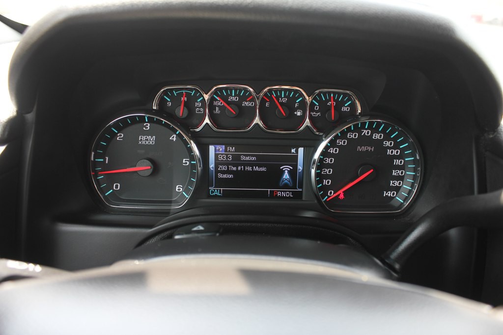 2017 Chevrolet Suburban Image 11
