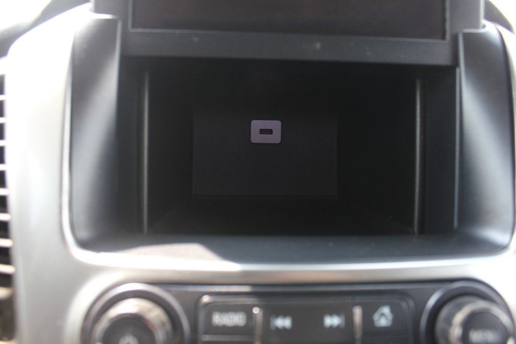 2017 Chevrolet Suburban Image 18