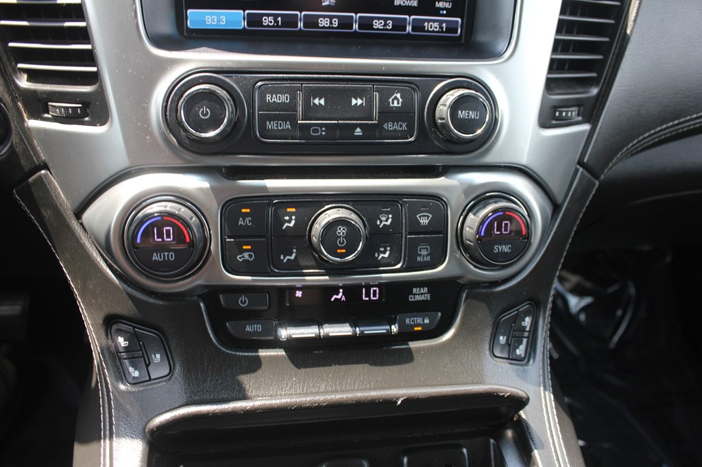 2017 Chevrolet Suburban Image 19