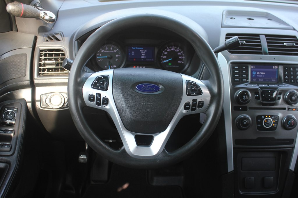 2015 Ford Explorer Image 10