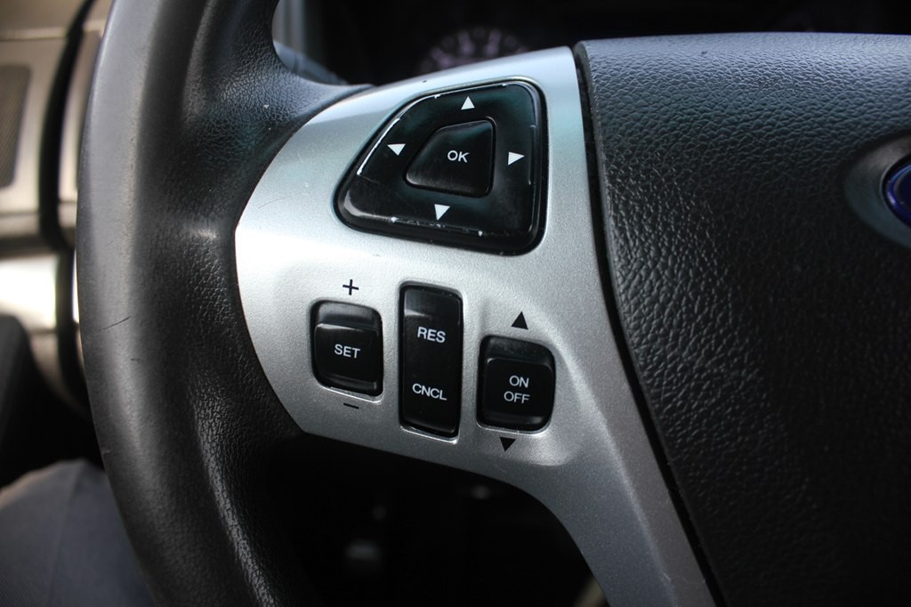 2015 Ford Explorer Image 12