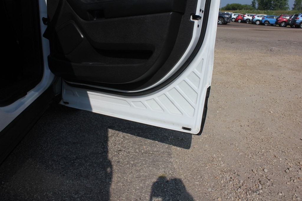 2015 Ford Explorer Image 40
