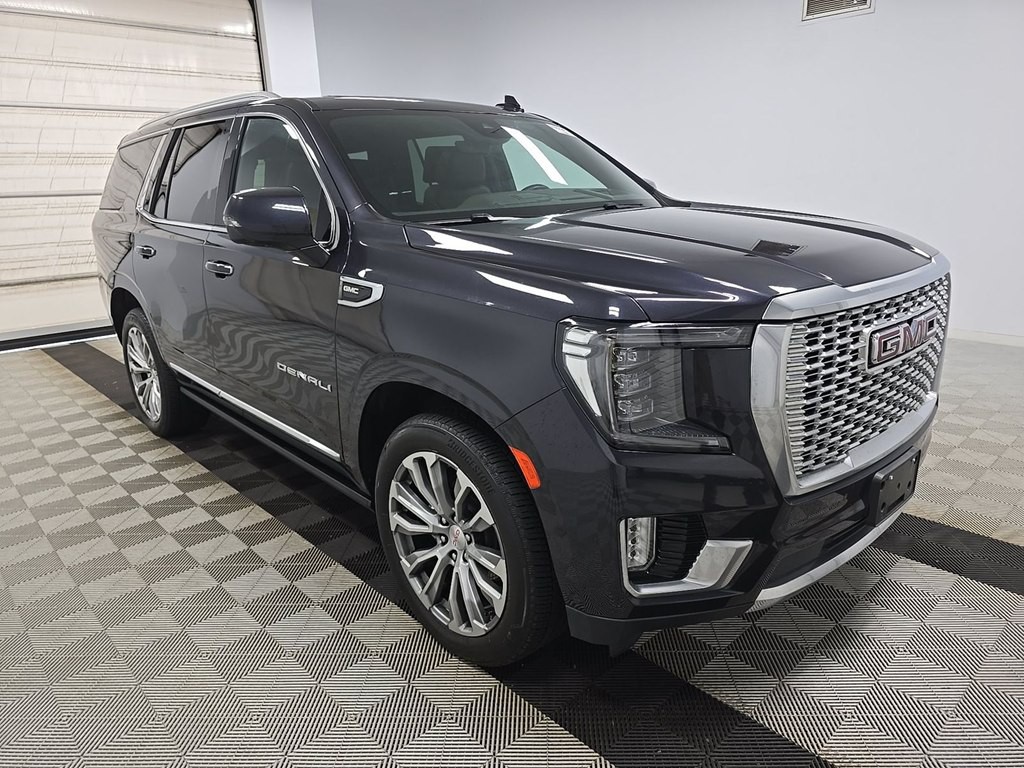 2023 GMC Yukon Image 3
