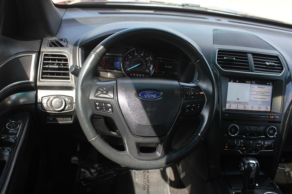 2018 Ford Explorer Image 10