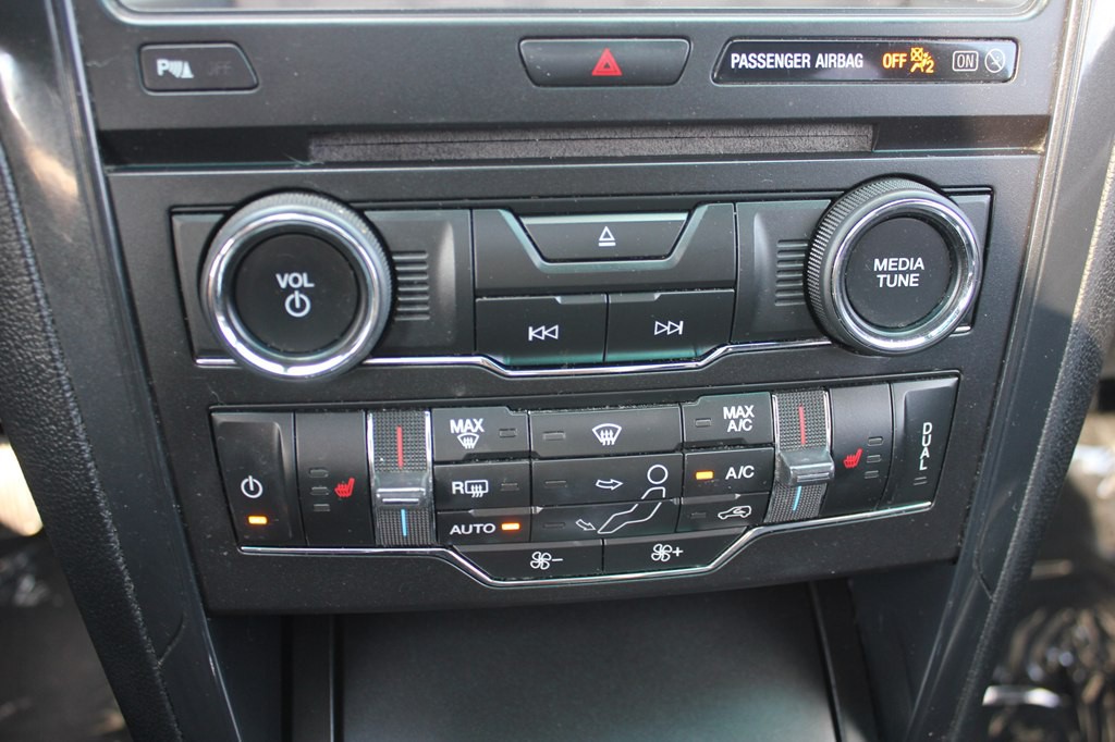 2018 Ford Explorer Image 18