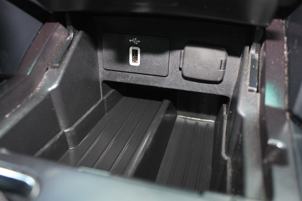 2018 Ford Explorer Image 19