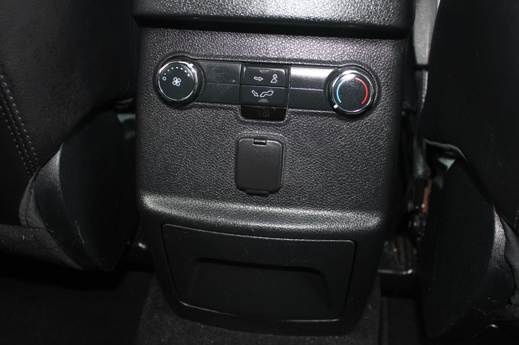 2018 Ford Explorer Image 36