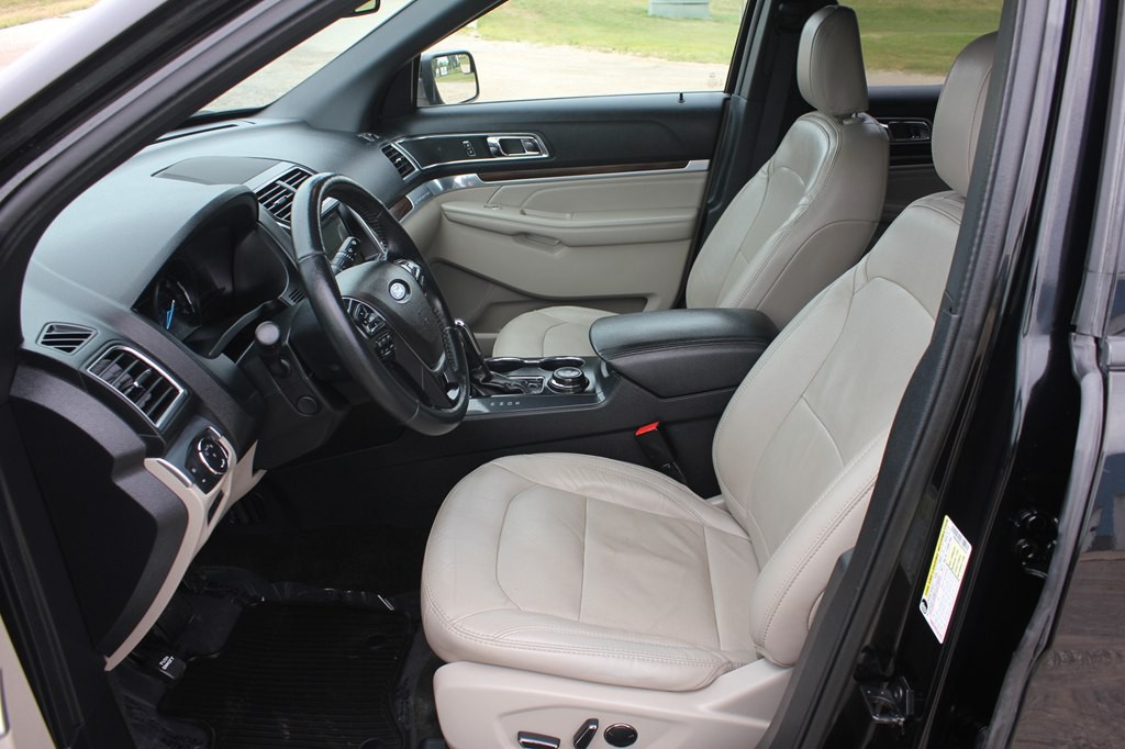 2018 Ford Explorer Image 28
