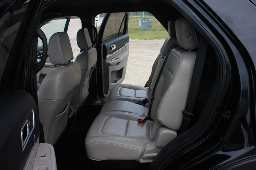 2018 Ford Explorer Image 37