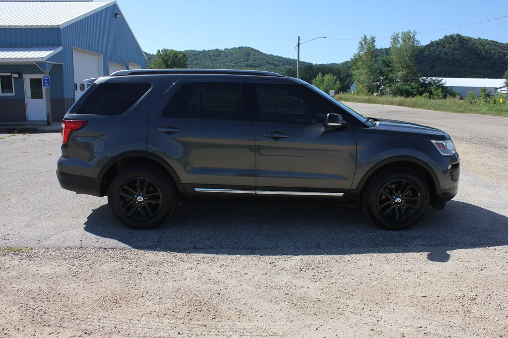 2018 Ford Explorer Image 4